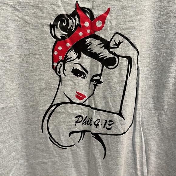 Graphic tee - Picture 2 of 6